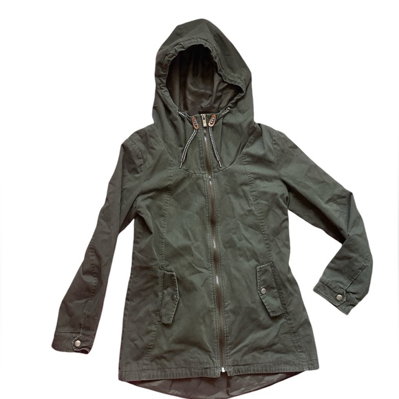 Only Fall / Spring Jacket - Picture 2 of 10